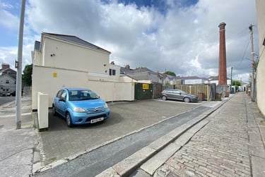 1 bed flat, North Road West, Stonehouse, Plymouth, PL15DJ - Image 4